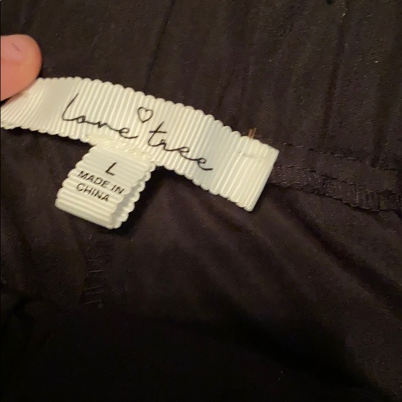 Black fashion shorts - Picture 2 of 2